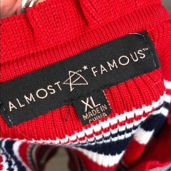 NWOT Almost Famous Ribbed Stretch Tee - Picture 8 of 10